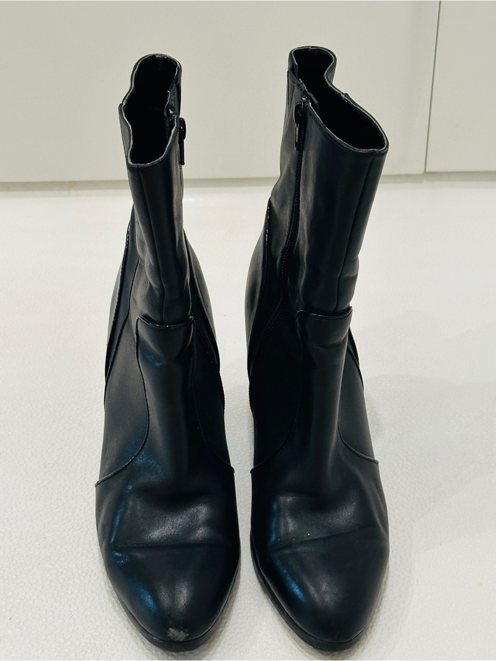 🔥Worthington Black Leather Ankle Booties with Side Zip🖤